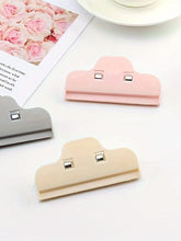 Load image into Gallery viewer, 3Pcs Cross Stitch Clip Tool Diamond Art Holder Clip Diamond Painting Accessories
