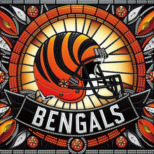 Load image into Gallery viewer, Diamond Painting - Partial Special Shaped - cincinnati bengals (30*30CM)

