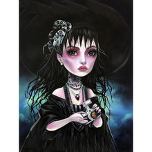 Load image into Gallery viewer, Diamond Painting - Full Round - femme fatale girl (30*40CM)
