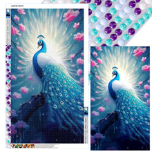 Load image into Gallery viewer, Diamond Painting - Full Round - Beautiful peacock (40*70CM)
