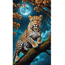 Load image into Gallery viewer, Diamond Painting - Full Round - leopard at night (50*85CM)
