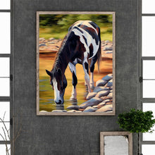 Load image into Gallery viewer, Diamond Painting - Full Round - Black and white horse (30*40CM)
