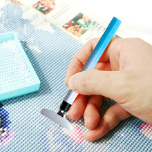 Load image into Gallery viewer, Diamond Painting Pen 5D DIY Metal Tip Diamond Painting Pen for Kids Adults
