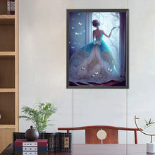 Load image into Gallery viewer, AB Diamond Painting - Full Round - Elegant princess back (50*65CM)
