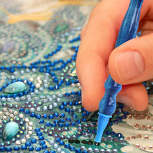 Load image into Gallery viewer, Diamond Painting Tool Kit DIY Storage Box with Lid Diamond Painting Pens
