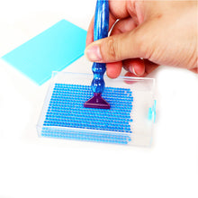 Load image into Gallery viewer, Diamond Painting Tool Kit DIY Storage Box with Lid Diamond Painting Pens
