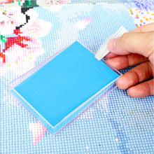 Load image into Gallery viewer, Diamond Painting Tool Kit DIY Storage Box with Lid Diamond Painting Pens
