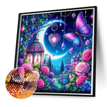 Load image into Gallery viewer, Diamond Painting - Full Round - Moon and butterfly at night (50*50CM)
