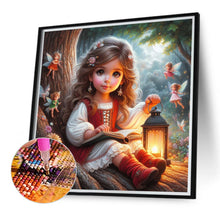 Load image into Gallery viewer, Diamond Painting - Full Round - Little girl reading with a lamp (40*40CM)
