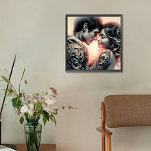 Load image into Gallery viewer, Diamond Painting - Full Round - Snuggling couple (30*30CM)
