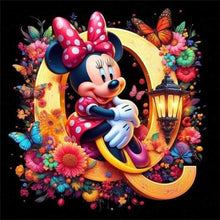Load image into Gallery viewer, AB Diamond Painting - Full Round - Mickey and Minnie (30*30CM)
