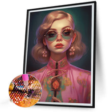 Load image into Gallery viewer, Diamond Painting - Full Round - Fantasy Fashion Sea Newspaper girl (40*50CM)
