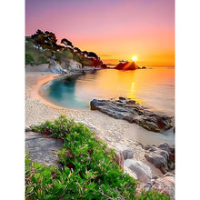 Load image into Gallery viewer, 4pcs Round Diamond Painting Set - Beach Scenery (30*40CM)
