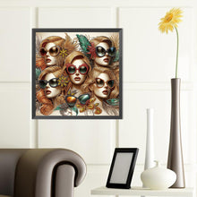 Load image into Gallery viewer, Diamond Painting - Full Round - Gold Girl (40*40CM)
