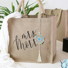 Load image into Gallery viewer, 2Pcs Wooden Double Sided Snowflake Wreath Diamond Art Hanging Tassel Pendant
