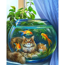 Load image into Gallery viewer, AB Diamond Painting - Full Round - Kitten Observing Goldfish (40*50CM)
