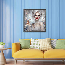 Load image into Gallery viewer, Diamond Painting - Partial Special Shaped - Exquisite woman (30*30CM)
