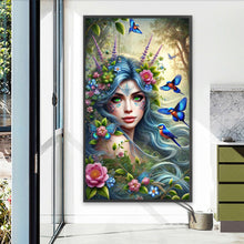 Load image into Gallery viewer, Diamond Painting - Full Round - Flying bird and flower woman (40*70CM)
