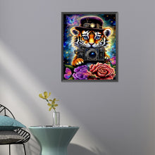 Load image into Gallery viewer, AB Diamond Painting - Full Round - Photographer tiger (40*50CM)
