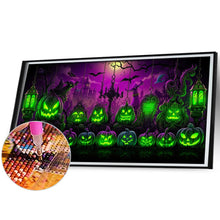 Load image into Gallery viewer, Diamond Painting - Full Round - Halloween Pumpkin Lantern (70*40CM)
