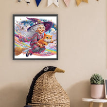Load image into Gallery viewer, Diamond Painting - Partial Special Shaped - Funny old lady (30*30CM)
