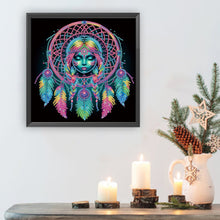 Load image into Gallery viewer, Diamond Painting - Partial Special Shaped - Exotic dream catcher girl (30*30CM)
