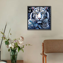 Load image into Gallery viewer, Diamond Painting - Full Round - White Tiger (30*30CM)
