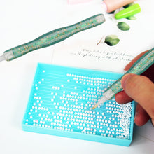 Load image into Gallery viewer, Sequins Diamond Painting Pen with Clay Jar &amp; 5 Tips Glitter Diamond Art Pen

