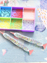 Load image into Gallery viewer, Sequins Diamond Painting Pen with 12 Tips Diamond Art Drill Pen for Art Crafts
