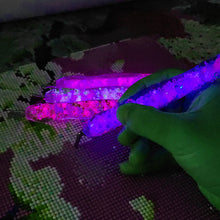 Load image into Gallery viewer, Sequins Diamond Painting Pen with 12 Tips Diamond Art Drill Pen for Art Crafts
