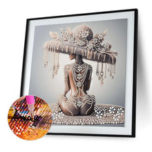 Load image into Gallery viewer, Diamond Painting - Partial Special Shaped - Elegant lady with pearls (40*40CM)

