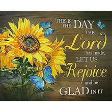Load image into Gallery viewer, 4pcs Round Diamond Painting Set - Outdoor scenery series (40*30CM)
