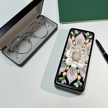 Load image into Gallery viewer, Butterfly Diamond Painting Eyeglasses Case Glasses Storage Case for Friends Gift
