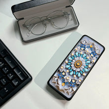 Load image into Gallery viewer, Butterfly Diamond Painting Eyeglasses Case Glasses Storage Case for Friends Gift
