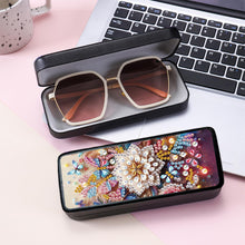 Load image into Gallery viewer, Butterfly Diamond Painting Eyeglasses Case Glasses Storage Case for Friends Gift
