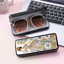 Load image into Gallery viewer, Butterfly Diamond Painting Eyeglasses Case Glasses Storage Case for Friends Gift

