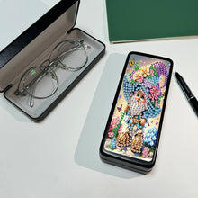 Load image into Gallery viewer, Butterfly Diamond Painting Eyeglasses Case Glasses Storage Case for Friends Gift
