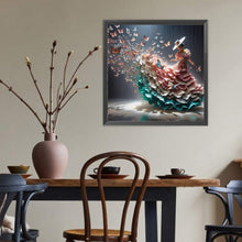 Load image into Gallery viewer, Diamond Painting - Full Round - Lady with butterfly skirt (40*40CM)
