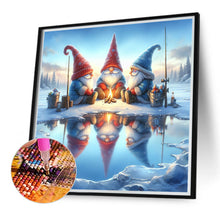 Load image into Gallery viewer, Diamond Painting - Full Round - Gnome Fishing In The Snow (30*30CM)

