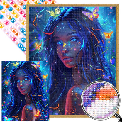 AB Diamond Painting - Full Round - Mysterious butterfly girl (40*50CM)