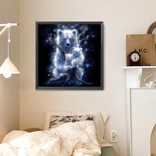 Load image into Gallery viewer, Diamond Painting - Full Round - White bear (30*30CM)

