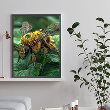 Load image into Gallery viewer, Diamond Painting - Full Round - Gem bee (30*40CM)
