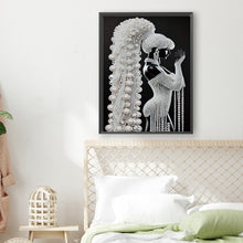 Load image into Gallery viewer, Diamond Painting - Partial Special Shaped - Elegant Lady (30*40CM)
