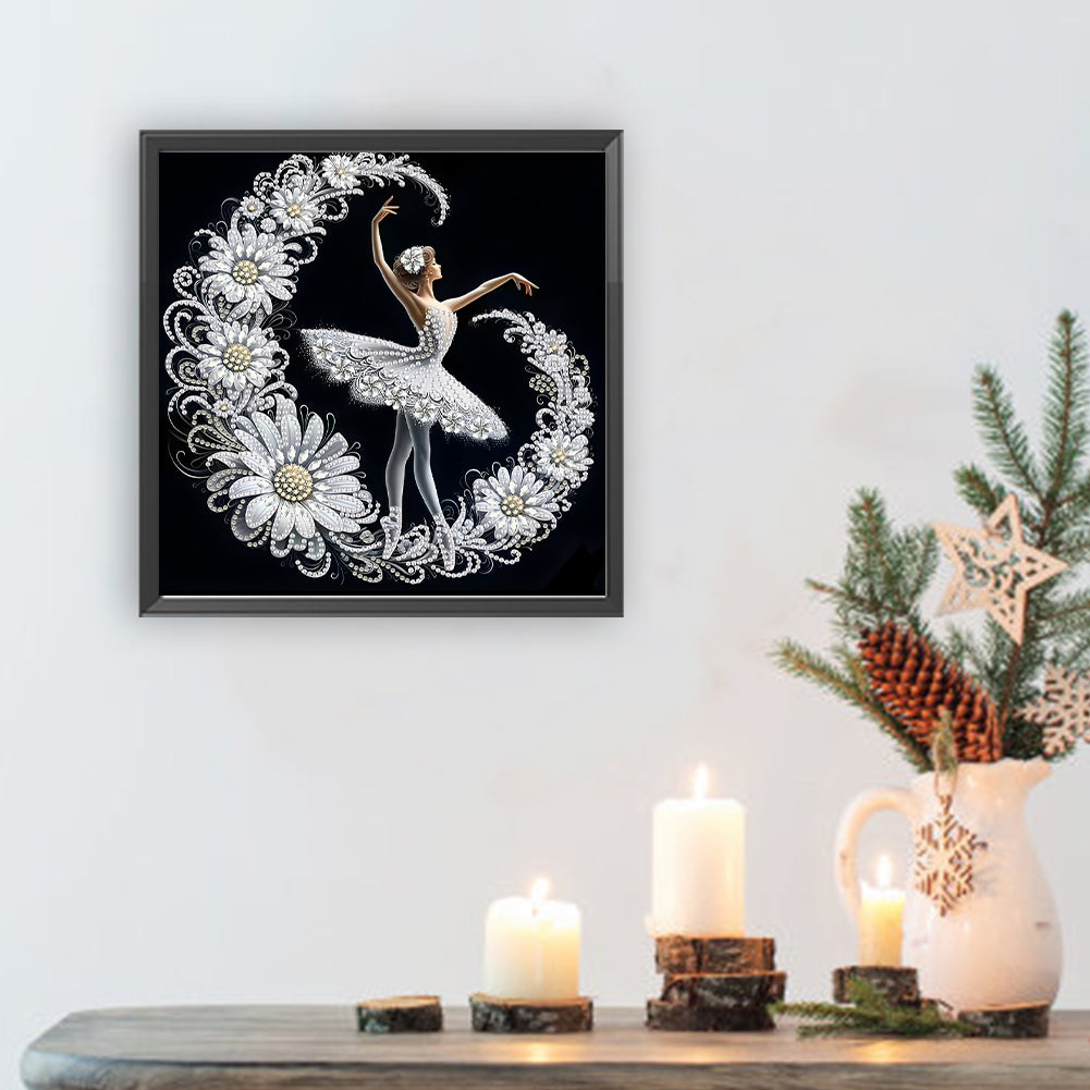 Diamond Painting - Partial Special Shaped - Beautiful Skirt Dancing Girl (30*30CM)