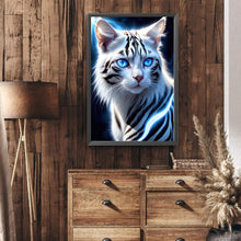 Load image into Gallery viewer, Diamond Painting - Full Round - Tabby White Cat (40*60CM)
