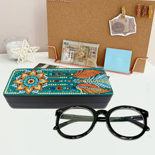Load image into Gallery viewer, Feather Diamond Painting Eyeglasses Case Glasses Storage Case for Friends Gift
