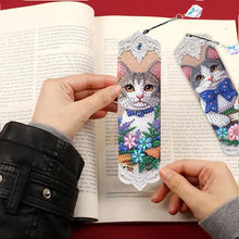 Load image into Gallery viewer, 4Pcs Cat DIY Diamond Painting Bookmark for Reading Enthusiasts Book Lovers
