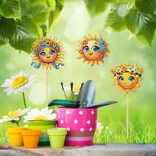 Load image into Gallery viewer, 6Pcs DIY Stakes Diamond Painting Kits Diamond Art Kits for Adults (Smiling Sun)
