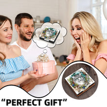 Load image into Gallery viewer, 5D DIY Leather Leopard Diamond Painting Notecard Box Gem Art Sticky Note Holder Christmas
