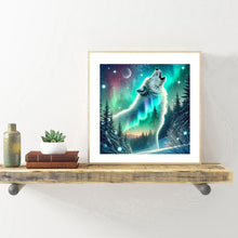 Load image into Gallery viewer, Diamond Painting - Full Round - Wolf Under The Aurora (30*30CM)
